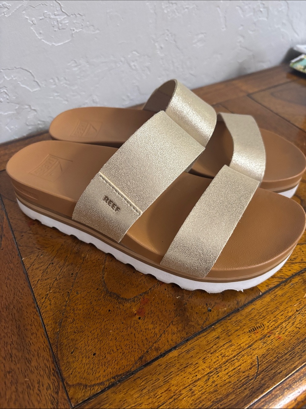 Reef Women’s Metallic Gold Double-Strap Platform Slide Sandals